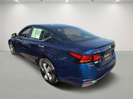 2024 Nissan Altima S FWD