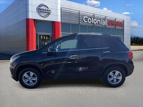 Mosaic Black Metallic 2018 Chevrolet Trax LT