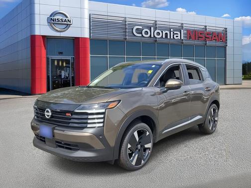 2025 Nissan Kicks SR