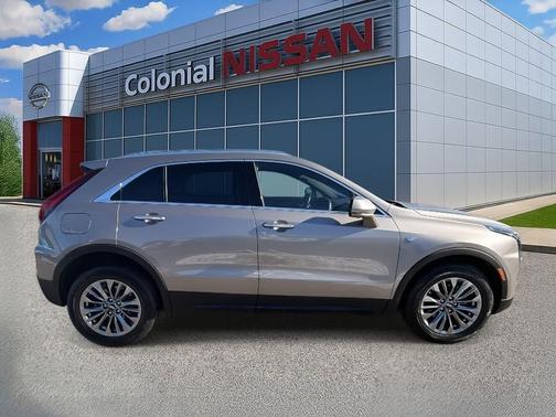 2025 Cadillac XT4 Premium Luxury