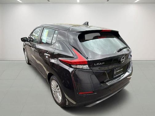 2023 Nissan Leaf S 40 kWh
