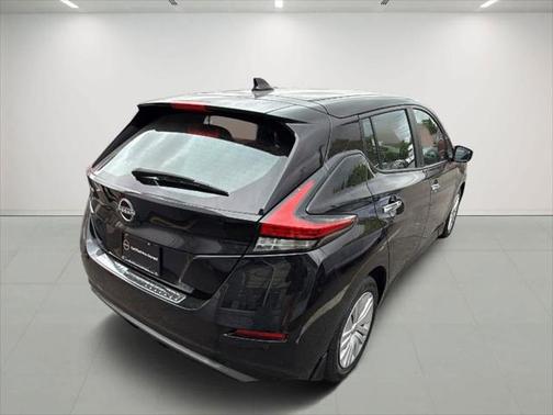 2023 Nissan Leaf S 40 kWh