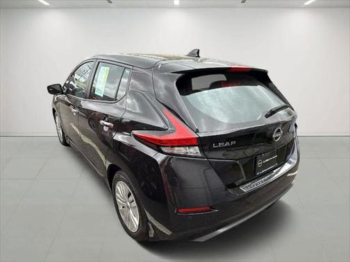 2023 Nissan Leaf S 40 kWh
