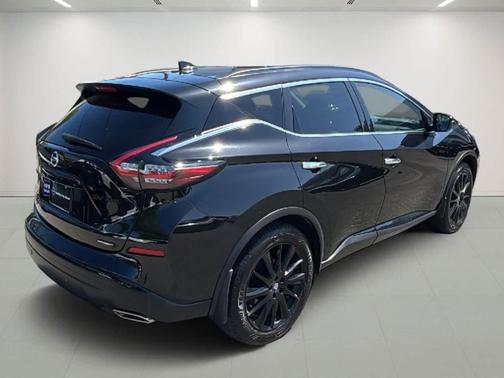 Magnetic Black Pearl 2022 Nissan Murano SV Intelligent AWD
