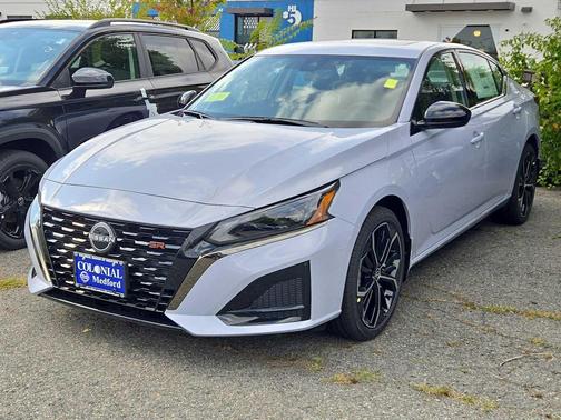 2025 Nissan Altima SR AWD