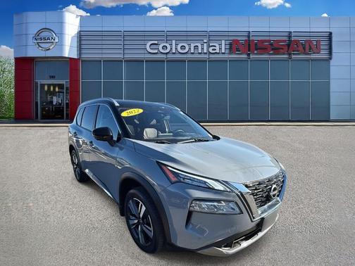 2022 Nissan Rogue SL