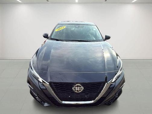 2022 Nissan Altima SR Intelligent AWD