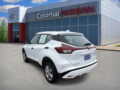 2023 Nissan Kicks S