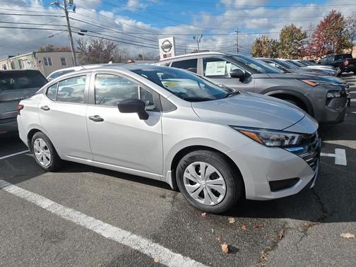 2025 Nissan Versa 1.6 S