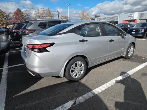 2025 Nissan Versa 1.6 S