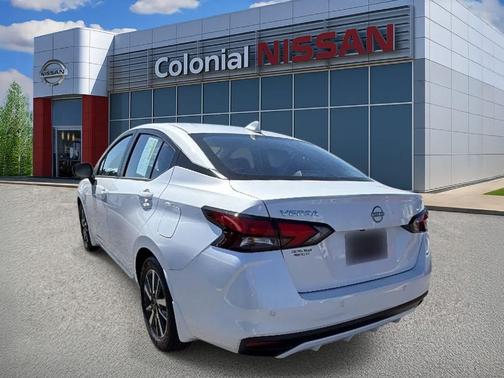 Aspen White Tricoat 2025 Nissan Versa 1.6 SV