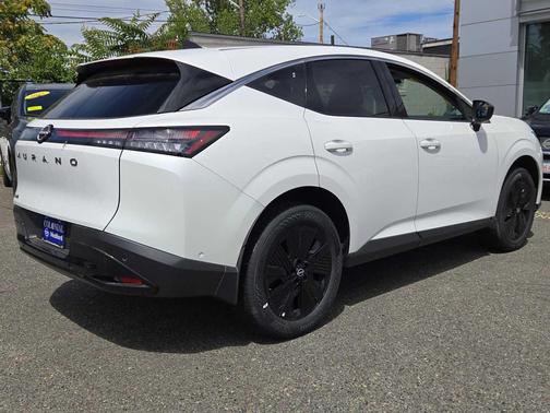 2025 Nissan Murano SV