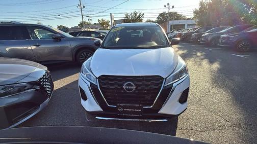 2024 Nissan Kicks S