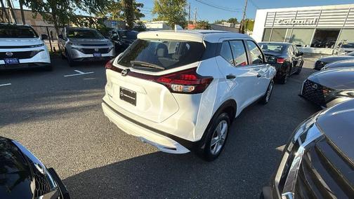 2024 Nissan Kicks S