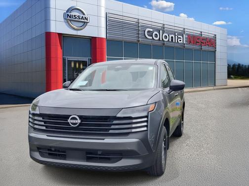 GUN METALL 2026 Nissan Kicks S