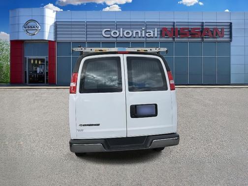 2022 Chevrolet Express 2500 RWD 2500 Regular Wheelbase WT