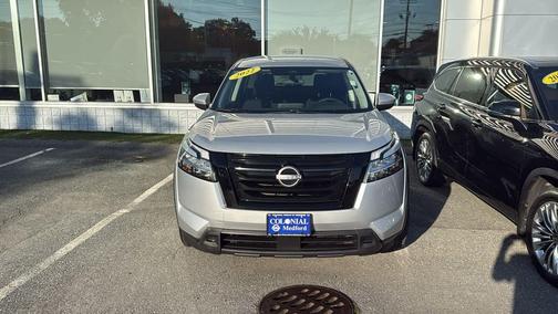 2022 Nissan Pathfinder S 4WD