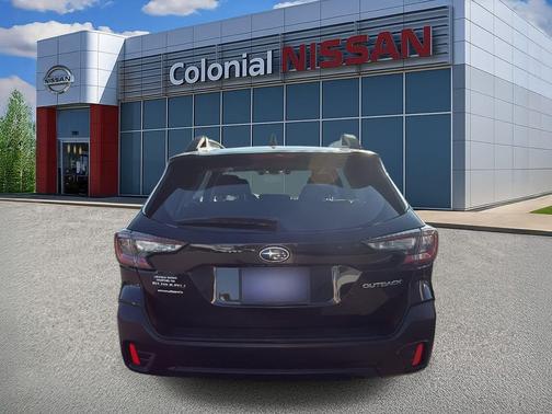 2021 Subaru Outback Base