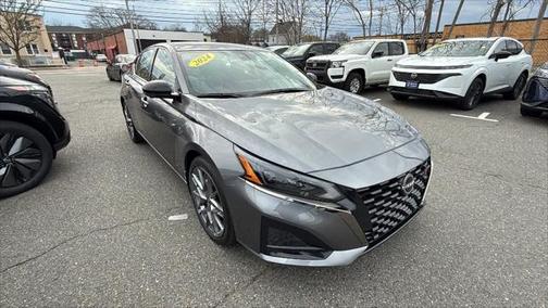 2024 Nissan Altima SR VC-Turbo FWD