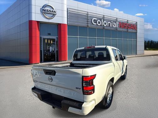 2024 Nissan Frontier SV