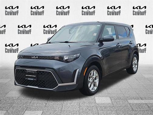 Gravity Gray 2023 Kia Soul LX