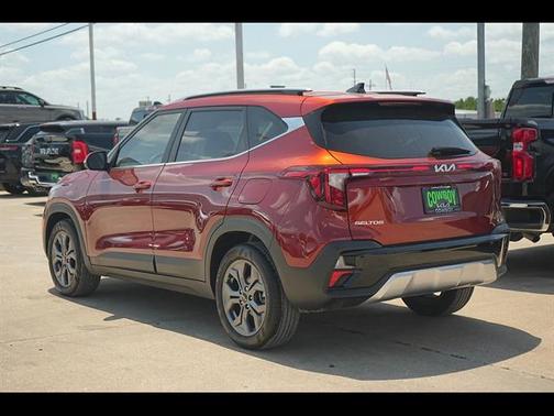 Mars Orange 2024 Kia Seltos S