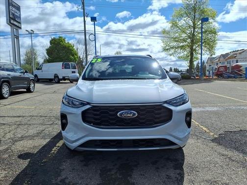 Silver Metallic 2025 Ford Escape ST-Line Elite