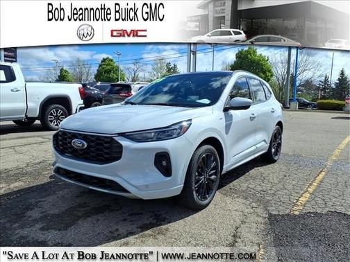 Silver Metallic 2025 Ford Escape ST-Line Elite