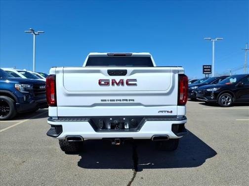 Summit White 2021 GMC Sierra 1500 AT4