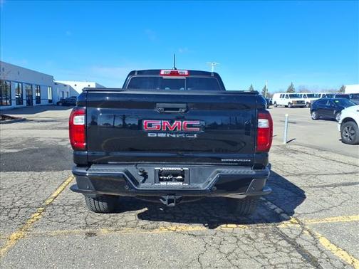 2024 GMC Canyon Denali