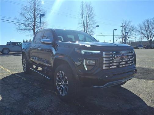 2024 GMC Canyon Denali
