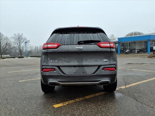 2018 Jeep Cherokee Overland