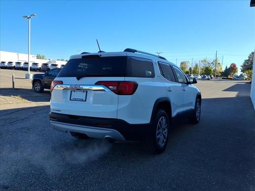 2018 GMC Acadia SLE-2
