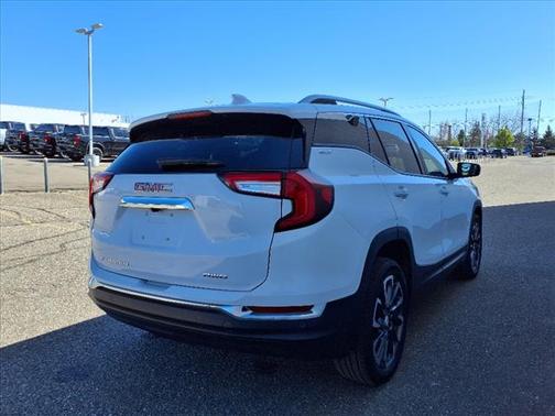 2022 GMC Terrain SLT