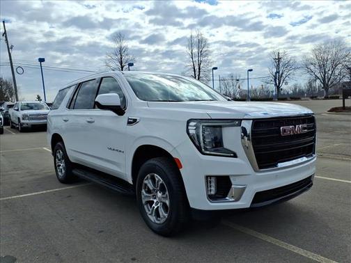 2023 GMC Yukon SLE