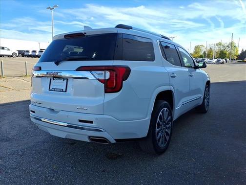 2021 GMC Acadia Denali