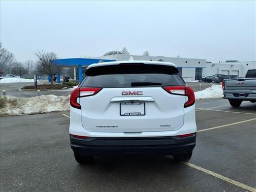 2022 GMC Terrain SLE