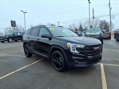 2023 GMC Terrain SLT