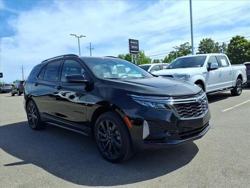 Mosaic Black Metallic 2023 Chevrolet Equinox RS