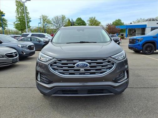 Magnetic Metallic 2019 Ford Edge Titanium