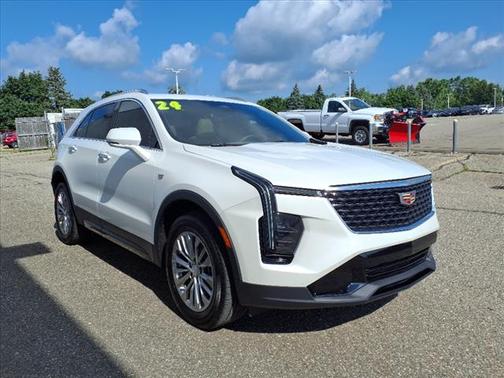 2024 Cadillac XT4 Premium Luxury