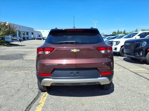 Mahogany Red Metallic 2023 Chevrolet Trailblazer LT