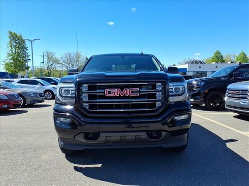 Onyx Black 2018 GMC Sierra 1500 SLT