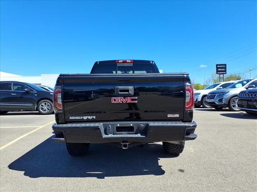 Onyx Black 2018 GMC Sierra 1500 SLT
