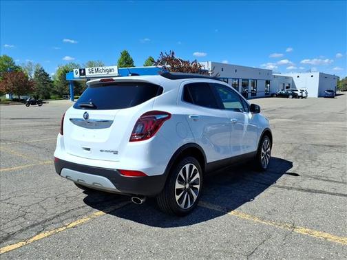 Summit White 2022 Buick Encore Preferred