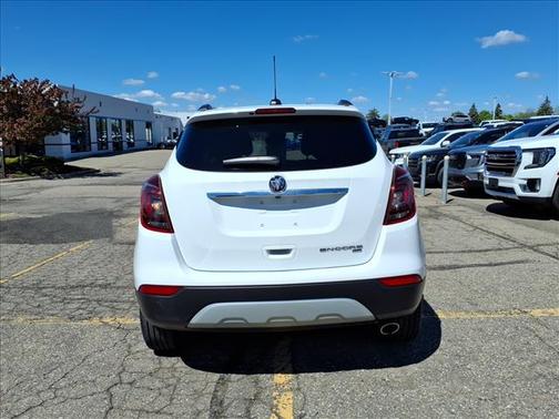 Summit White 2022 Buick Encore Preferred
