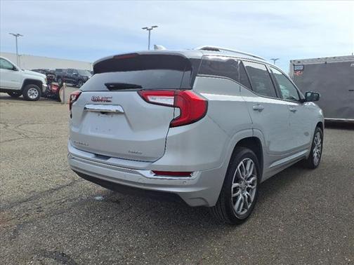 2022 GMC Terrain Denali