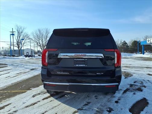 2023 GMC Yukon SLT