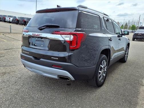 2022 GMC Acadia SLE