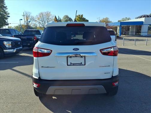 White 2021 Ford EcoSport Titanium